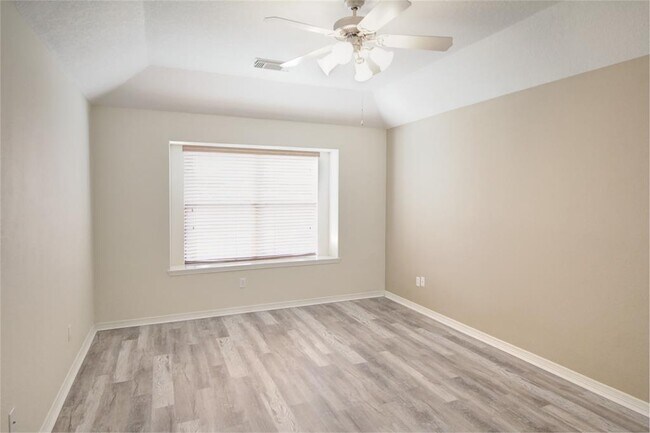 Building Photo - 20203 Goss Hollow Ln