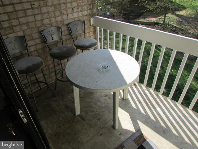 Building Photo - 6310 Hil-Mar Dr