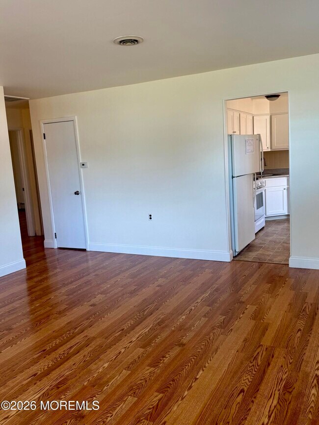 Building Photo - 129 Fox Glove