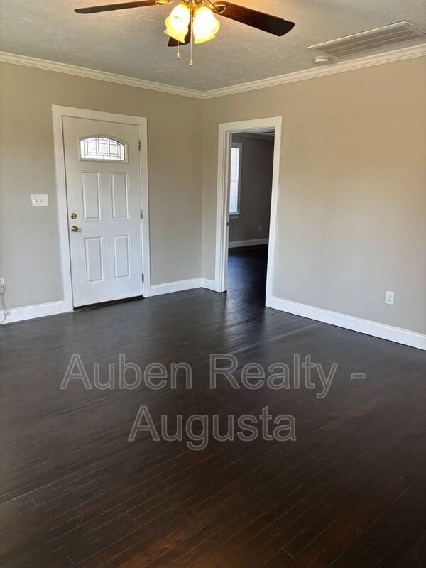 Building Photo - 514 Beaufort Dr