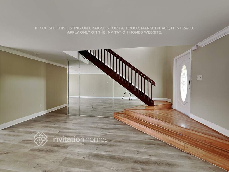 Building Photo - 18925 NW 78th Ct