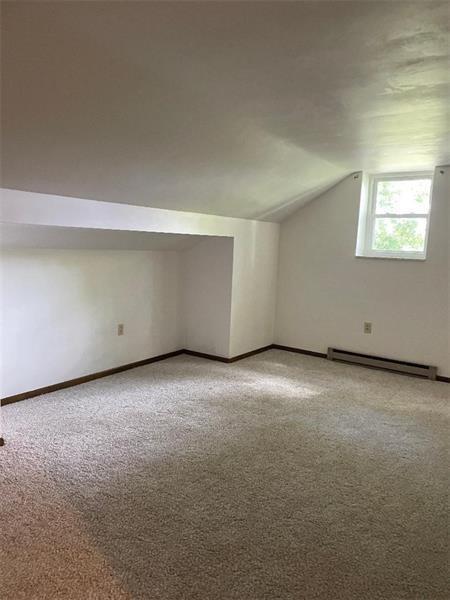 Building Photo - 525 Meadowlands Farm Ln