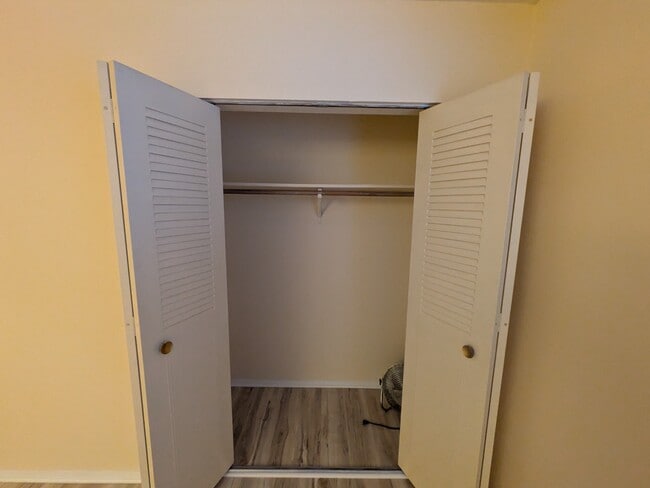 Building Photo - Cozy 1BR Apartment in the heart of Buffalo Grove – Heat Included | Unfurnished