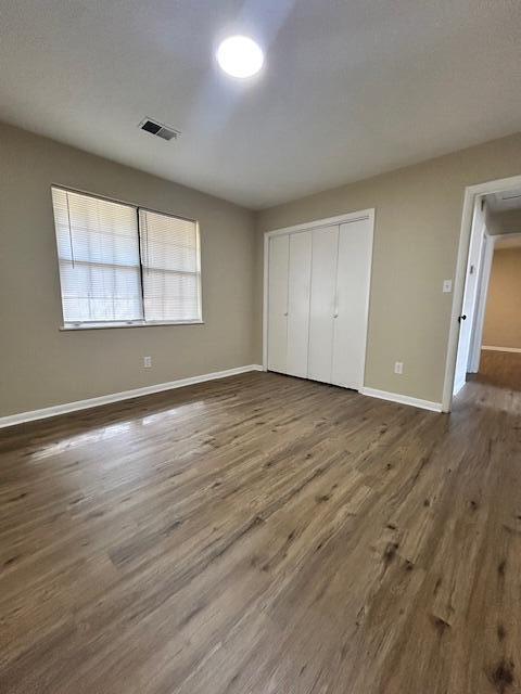 Building Photo - 8016 Kiwi Ct