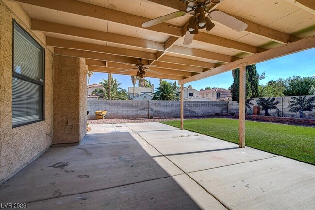 Building Photo - 3928 N Cobble Creek Ct