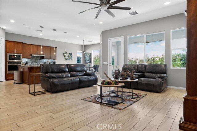 Building Photo - 85556 Molvena Dr