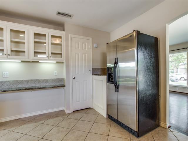 Building Photo - 4918 Thrush St