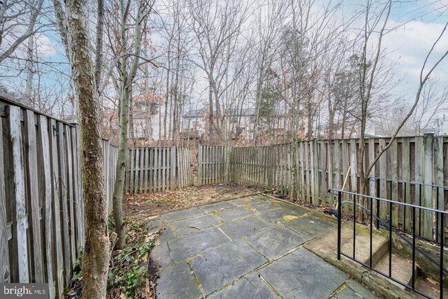 Building Photo - 6515 Skylemar Trail