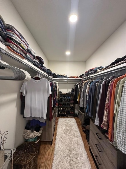 Building Photo - 4819 Whitewood Rd