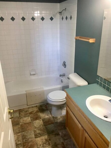 Master Bathroom - 8906 Corliss Ave N