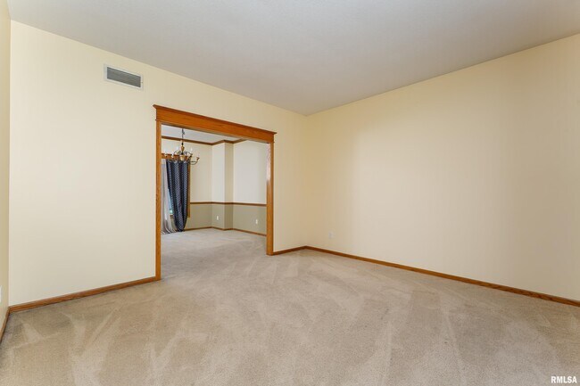 Building Photo - 4005 Raleigh Ave