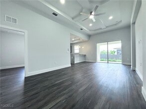 Building Photo - 4552 20th St SW