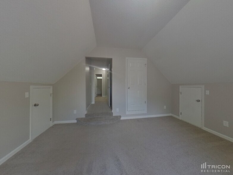 Building Photo - 175 Walmsley Pl