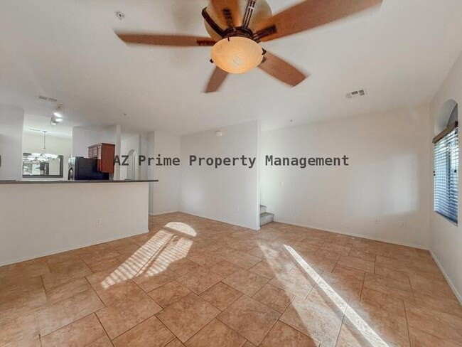 Building Photo - 2150 W Alameda Rd