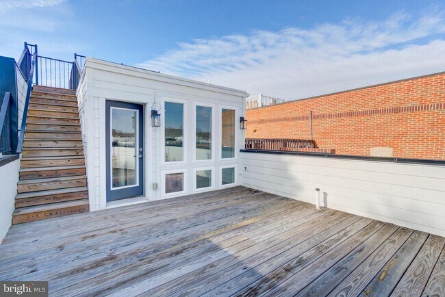 Building Photo - 2228 13th St NW