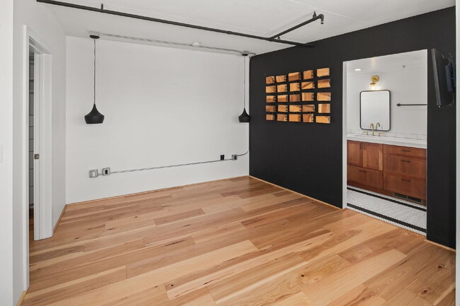 Building Photo - 1780 Kettner Blvd