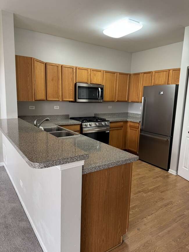 Building Photo - 309 Springbrook Trail S