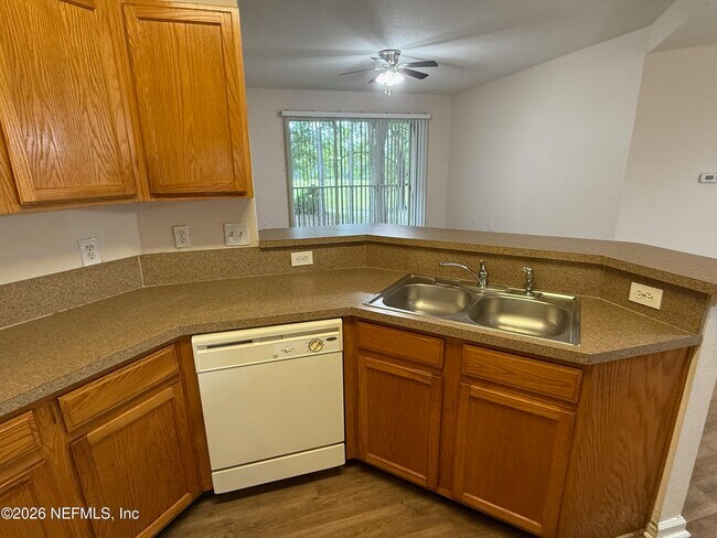 Building Photo - 785 Oakleaf Plantation Pkwy