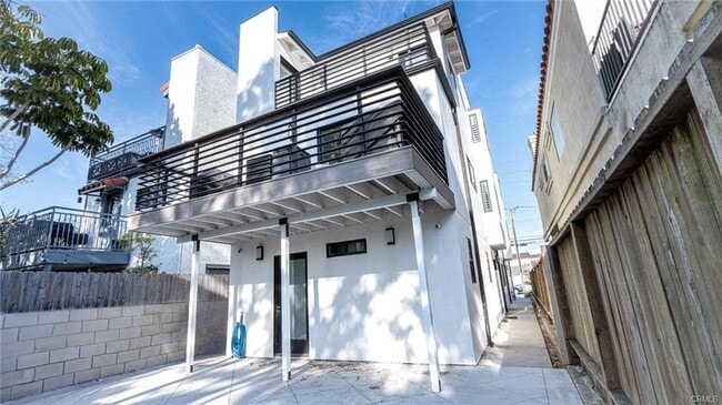 Building Photo - 1109 Alabama St