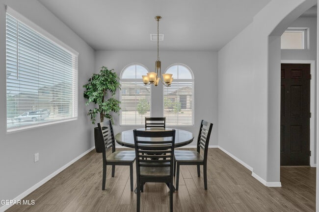 Building Photo - 7846 Enchanted Ridge Dr