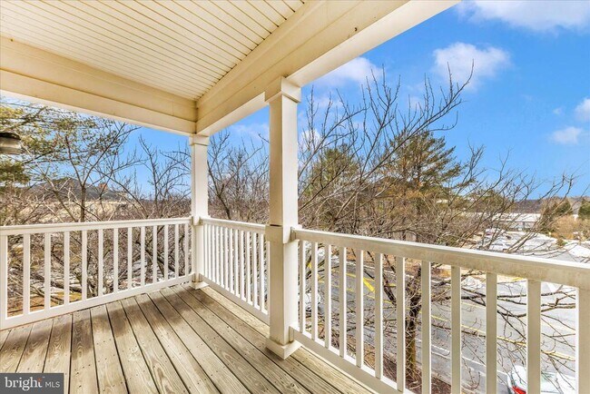 Building Photo - 13205 Cloppers Mill Dr