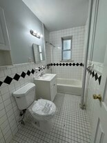 Building Photo - 5915 Boulevard E