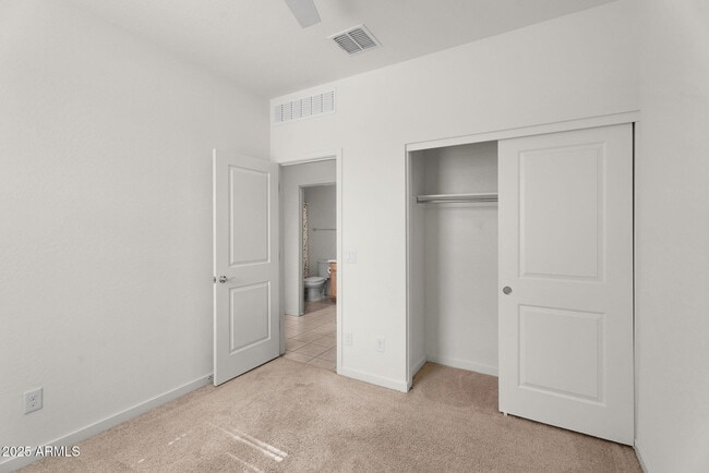 Building Photo - 30976 N Audobon Dr