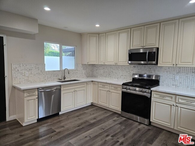 Building Photo - 5062 CA-27