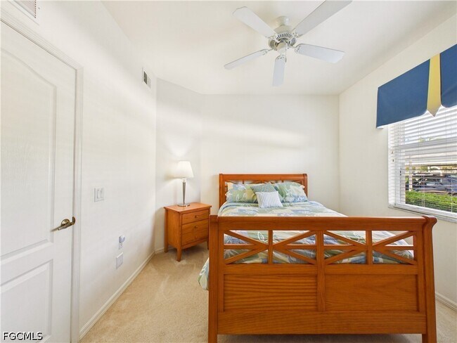 Building Photo - 10391 Butterfly Palm Dr