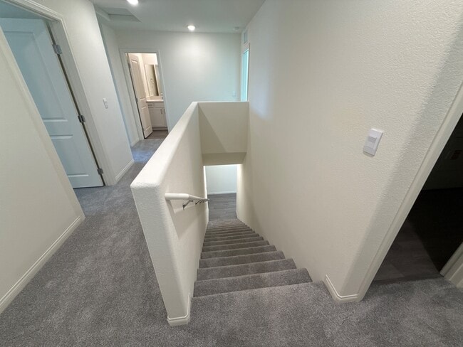 Building Photo - 10415 Ricordi St