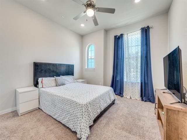 Building Photo - 2094 Creekbluff Cir