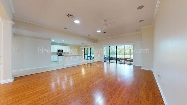 Building Photo - 453 River Run Blvd