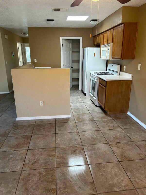 Building Photo - 4801 Irving Blvd NW