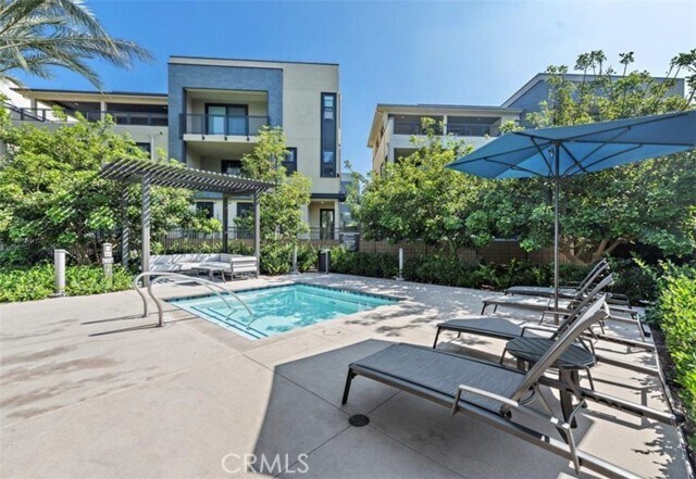 Building Photo - 39 Waldorf