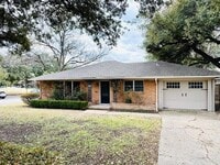 Building Photo - 3501 Northwest Pkwy