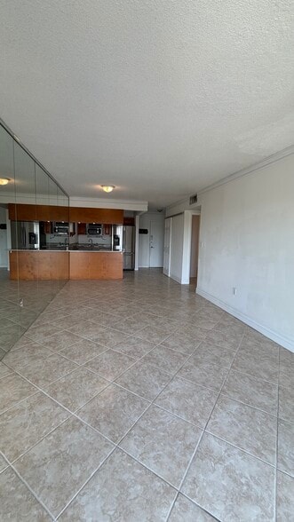 Building Photo - 3181 SW 13th St