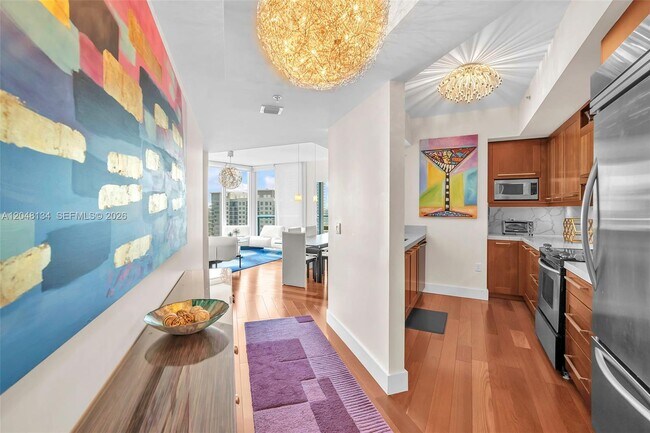 Building Photo - 333 Las Olas Way