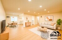 Building Photo - 13129 Oxnard St