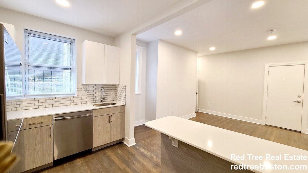 Building Photo - 108 Jersey St