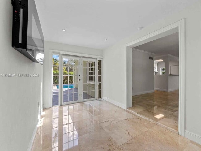 Building Photo - Southwest 47th Street, Miami, FL 33155 - 3 BR 1 BA single-family home