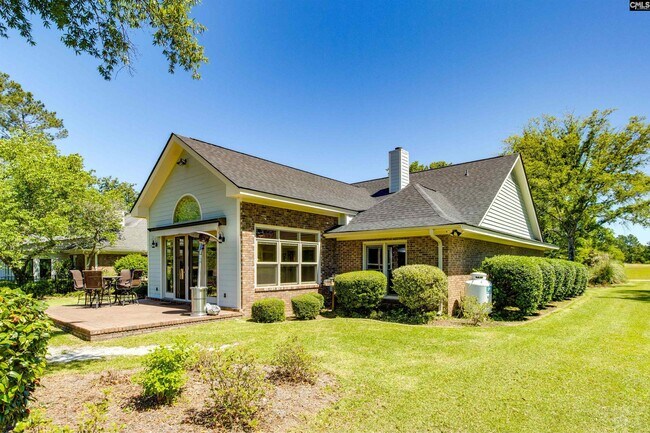 Building Photo - 98 Saluda Dr