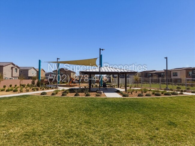 Building Photo - Aliante!! Never lived in!!! Gated!! Community Pool!!! Playground!! 2 Car Garage!! Tankless Hot wa...