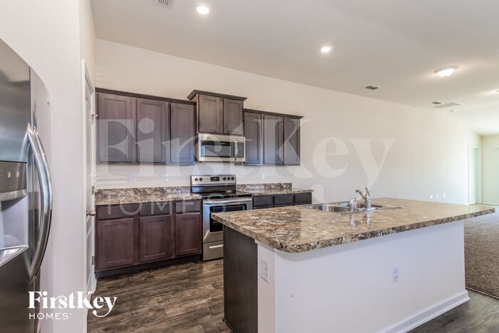 Building Photo - 8078 Cape Fox Dr