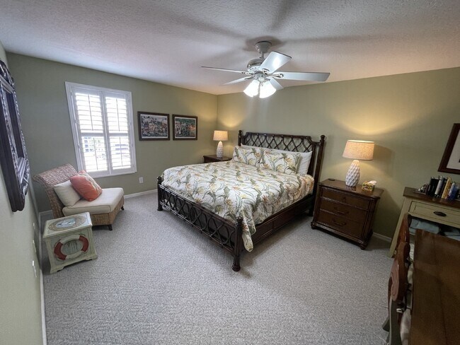 Building Photo - St. Lucie Villas