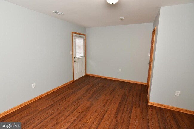 Building Photo - 603 Panther Dr