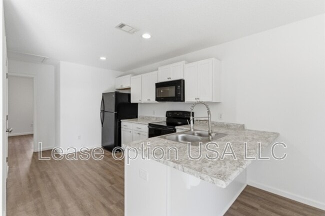 Building Photo - 34 Pine St