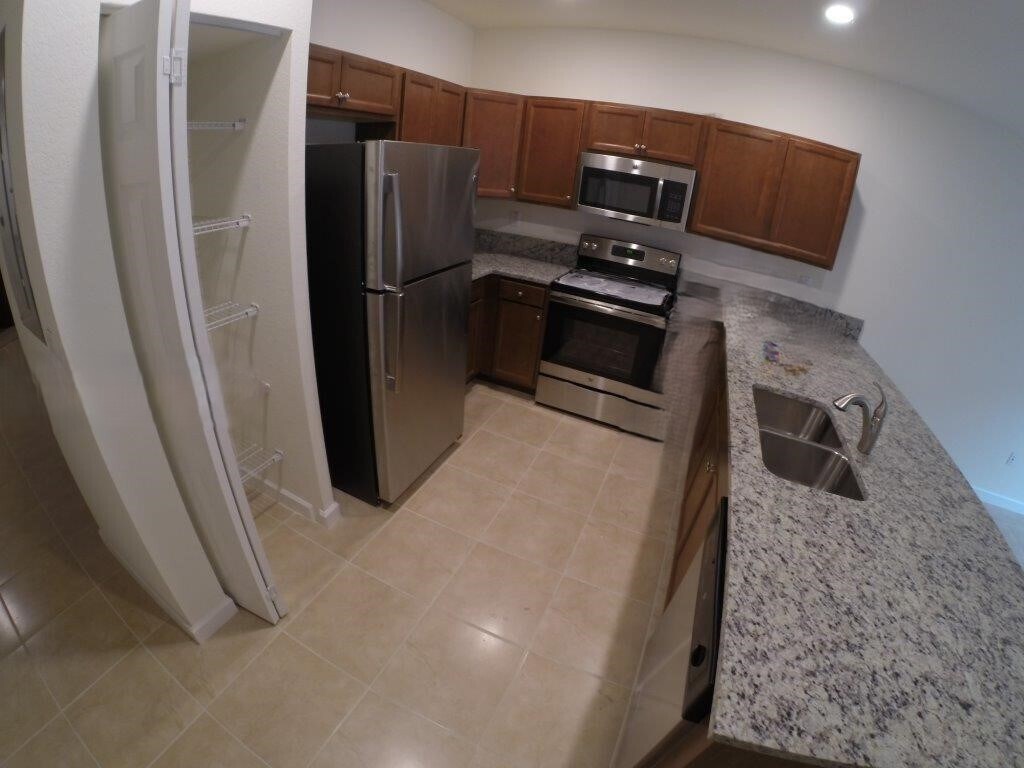 Building Photo - 9332 W 33rd Ln