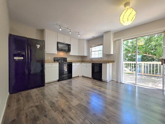 Building Photo - 3643 Crosswater Ct