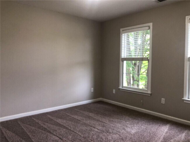 Building Photo - 4450 Lockett Trce