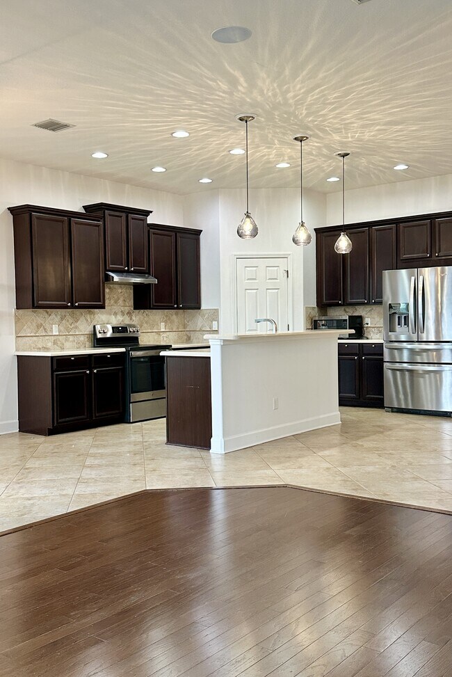 Building Photo - 6157 Castleton Hollow Rd